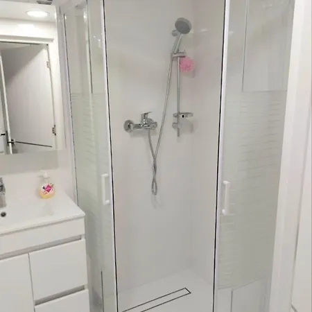 с террасой в аркадии Apartment